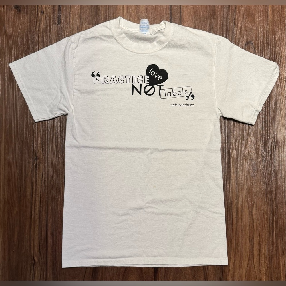 New White “Practice Love Not Labels” Graphic Print Shirt Tee – S